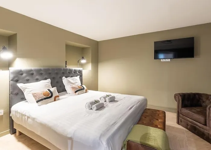 New - Luxeux Avec Cinema Et Sauna Apartamento